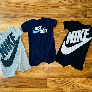 3 pc nike romper 12/18 month